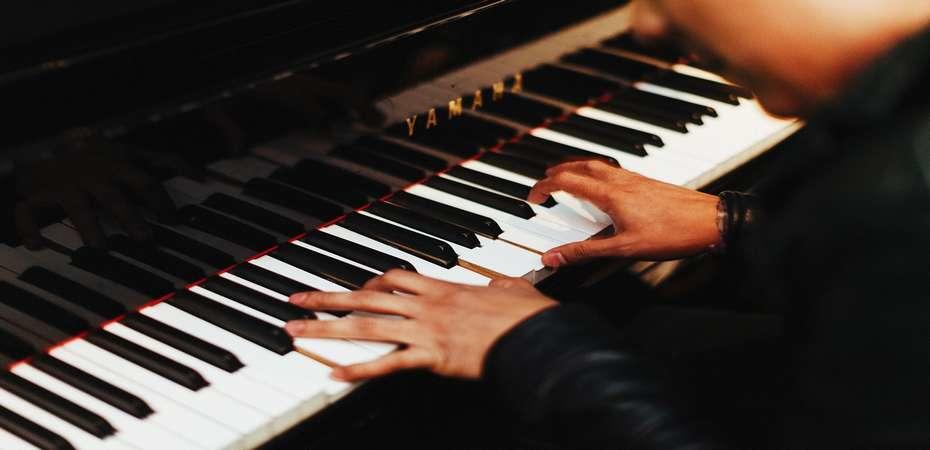 Cómo ser pianista.