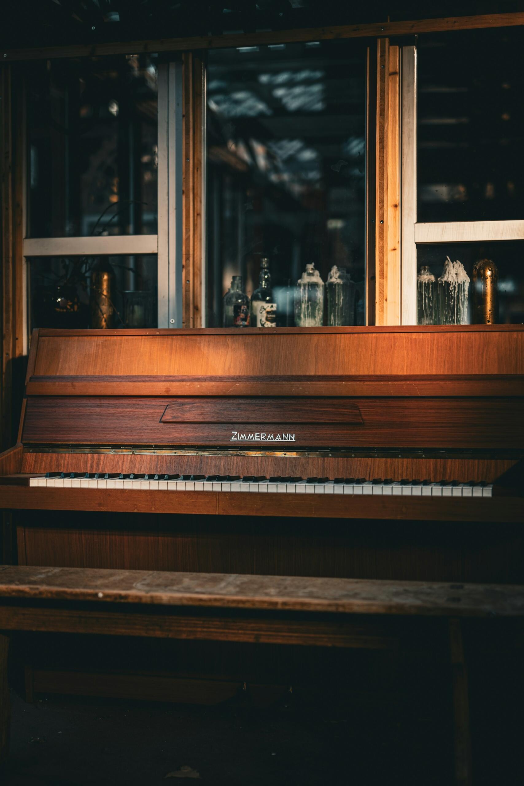 piano bar