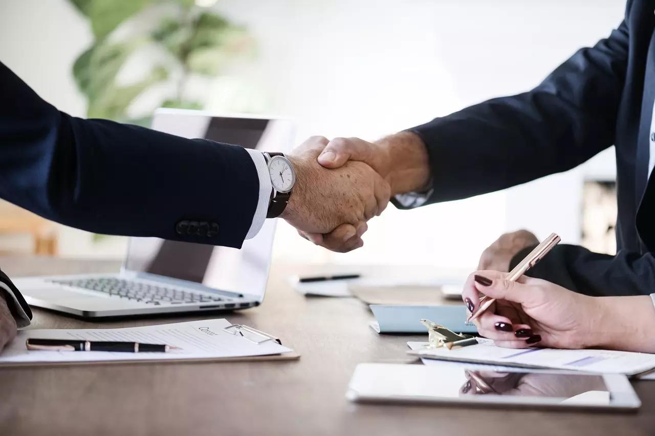 Si querés obtener un mejor trabajo, deberás saber inglés. 