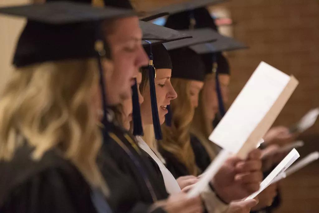 aumentar tus tarifas de acuerdo al nivel de educación adquirido