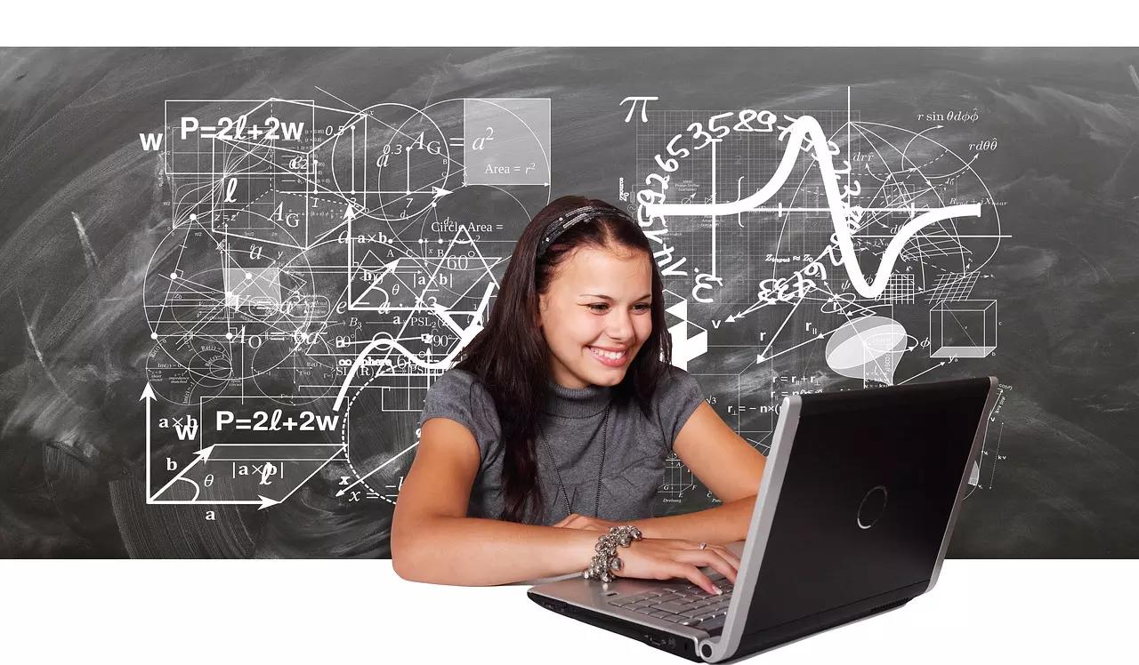 Los alumnos de secundaria deben fijar conocimientos de Matemáticas para emplearlos con posterioridad en el nivel universitario. 