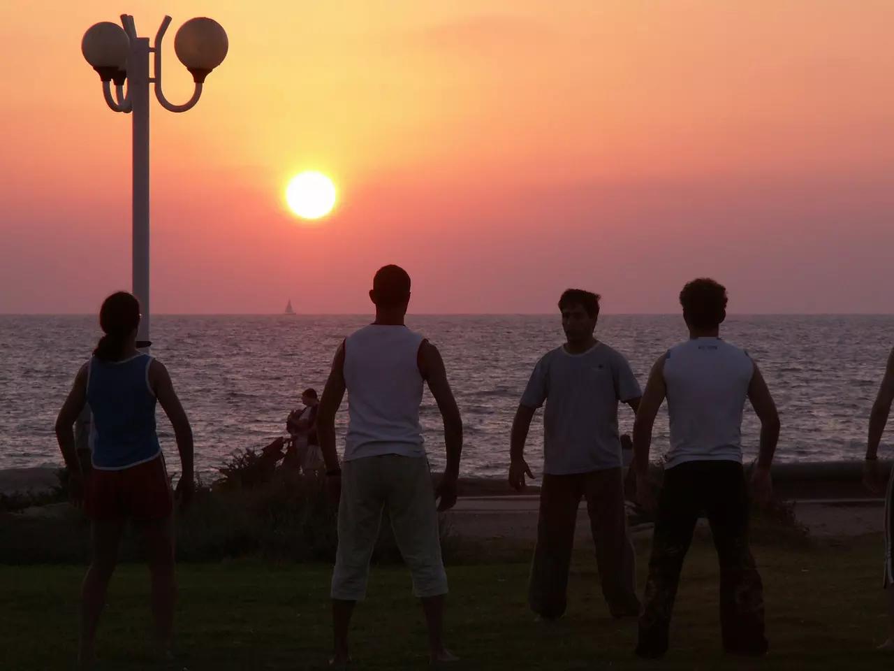 Si estás en Mar del Plata, no te pierdas de hacer ejercicio frente al mar.