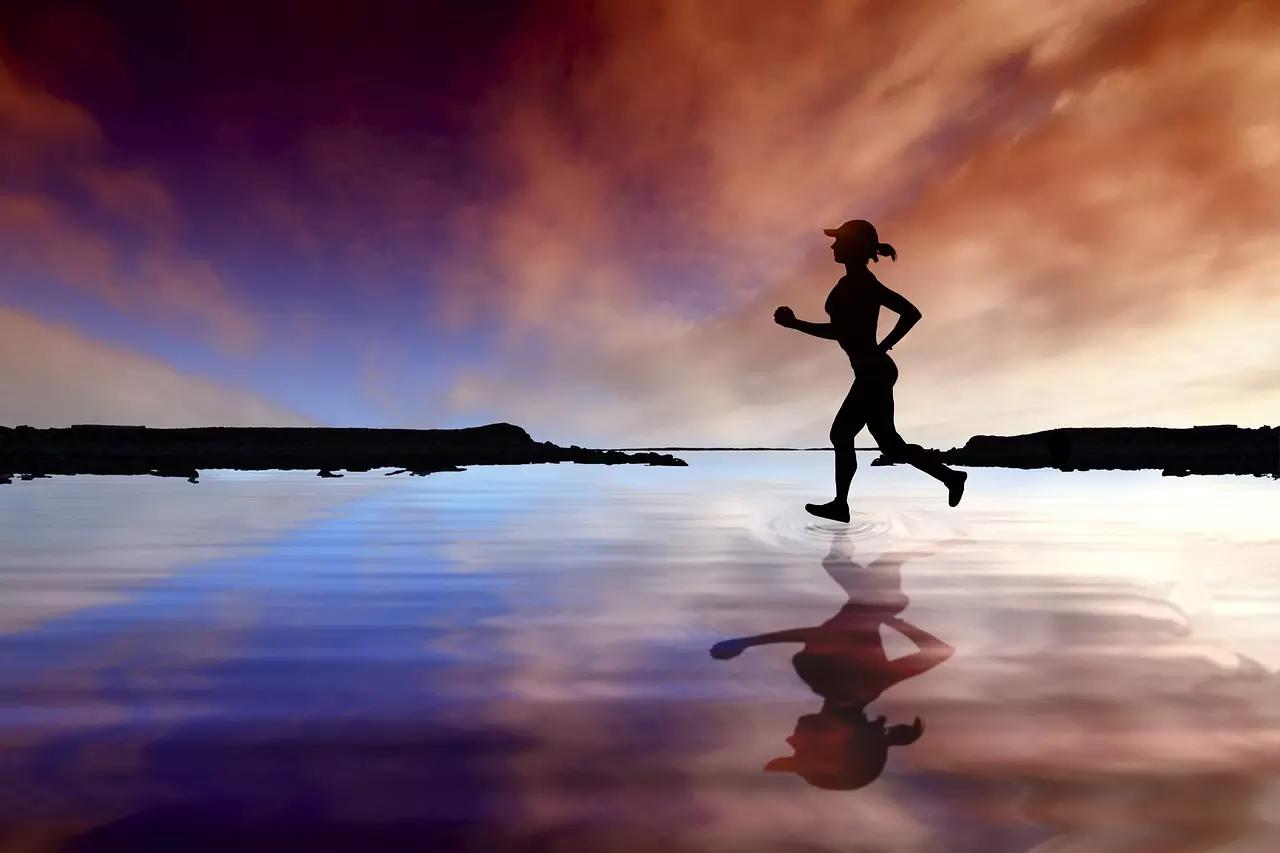El running en la playa te brindará una experiencia de ejercitación acompañado por la naturaleza circundante.