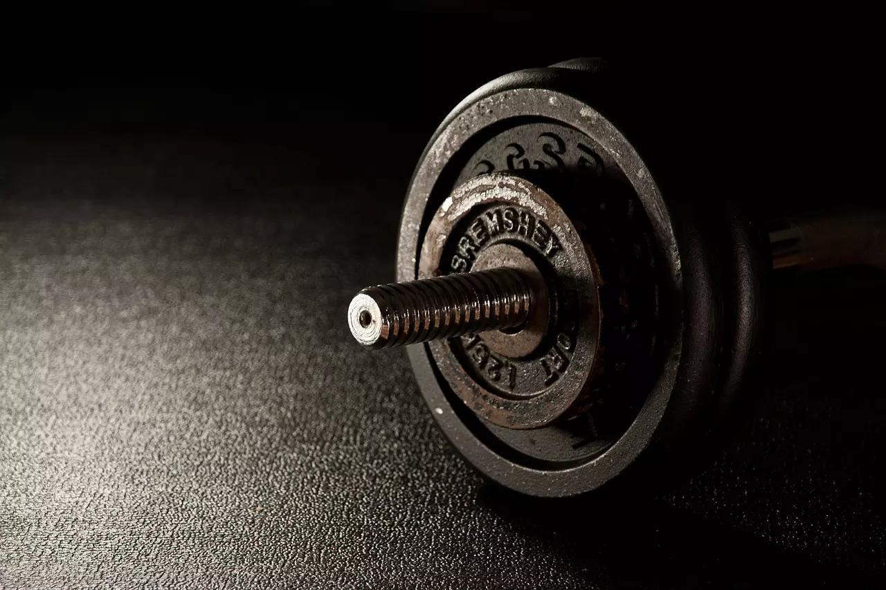 Contar con todos los equipamientos es un requisito fundamental para que un gimnasio sea catalogado como bueno.