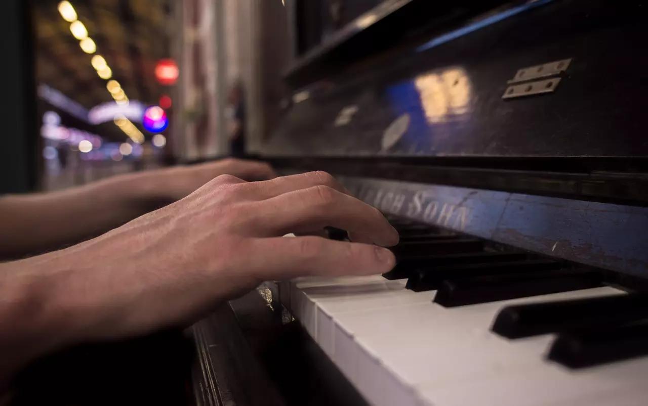 Conocé dónde estudiar y practicar piano en Rosario