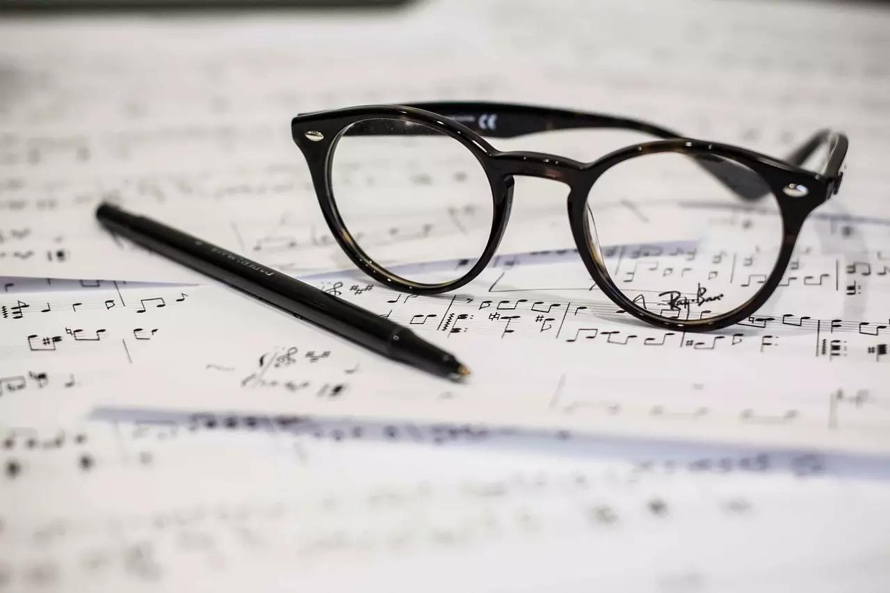 Estudiar piano en el conservatorio musical es otra alternativa.