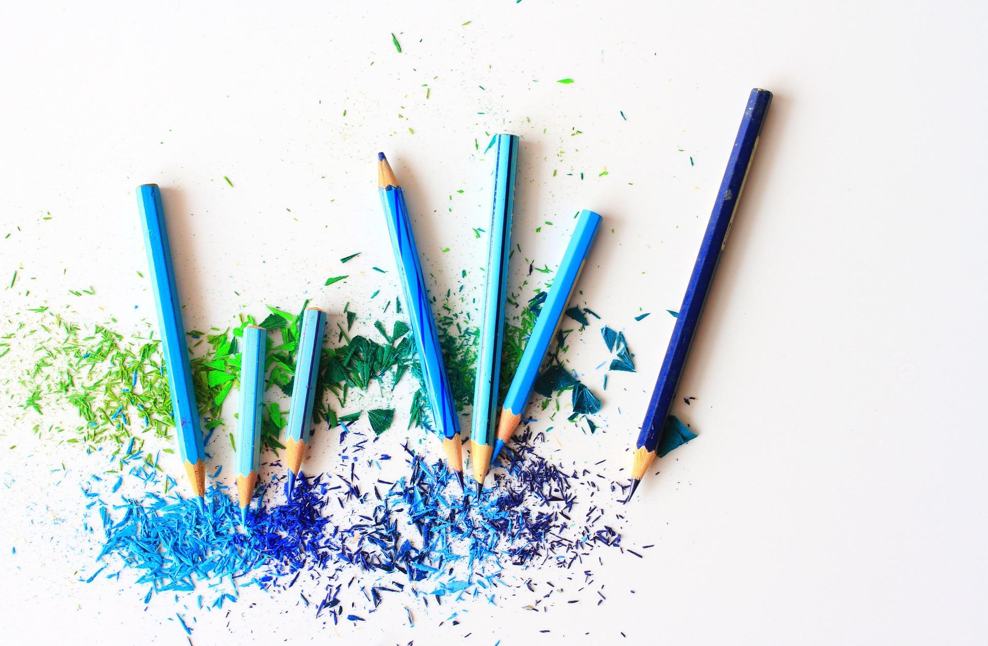 Los egresados del bachillerato pueden continuar sus estudios superiores dentro del campo del diseño y de las artes plásticas.