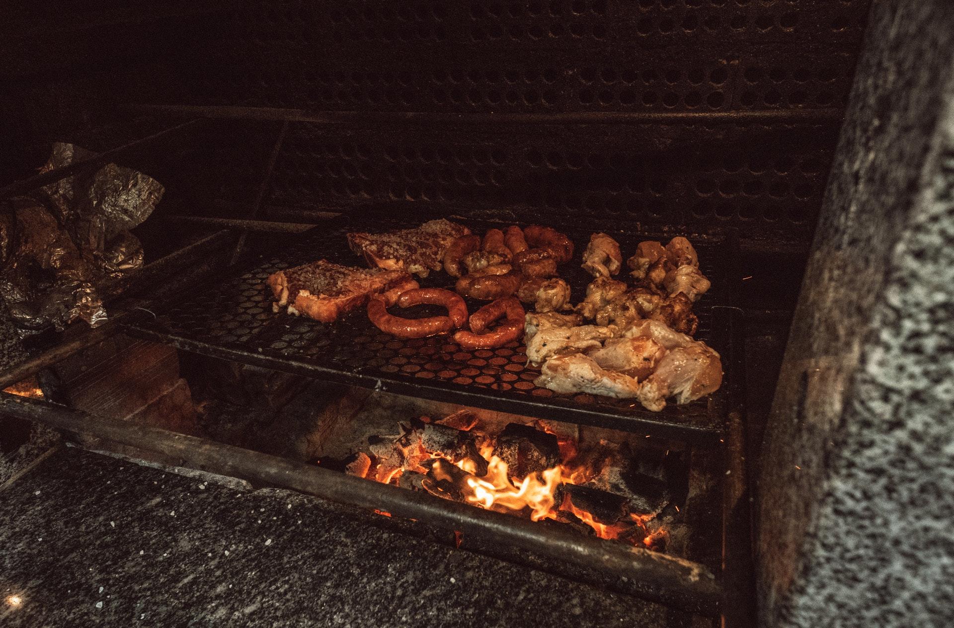 Carne a la parrilla