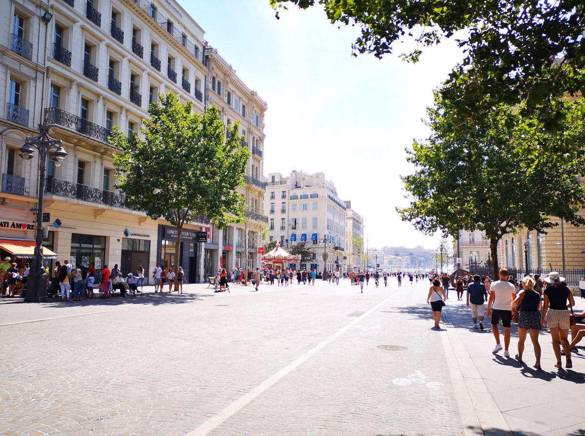 barrio y avenida de la canebiere marsella francia