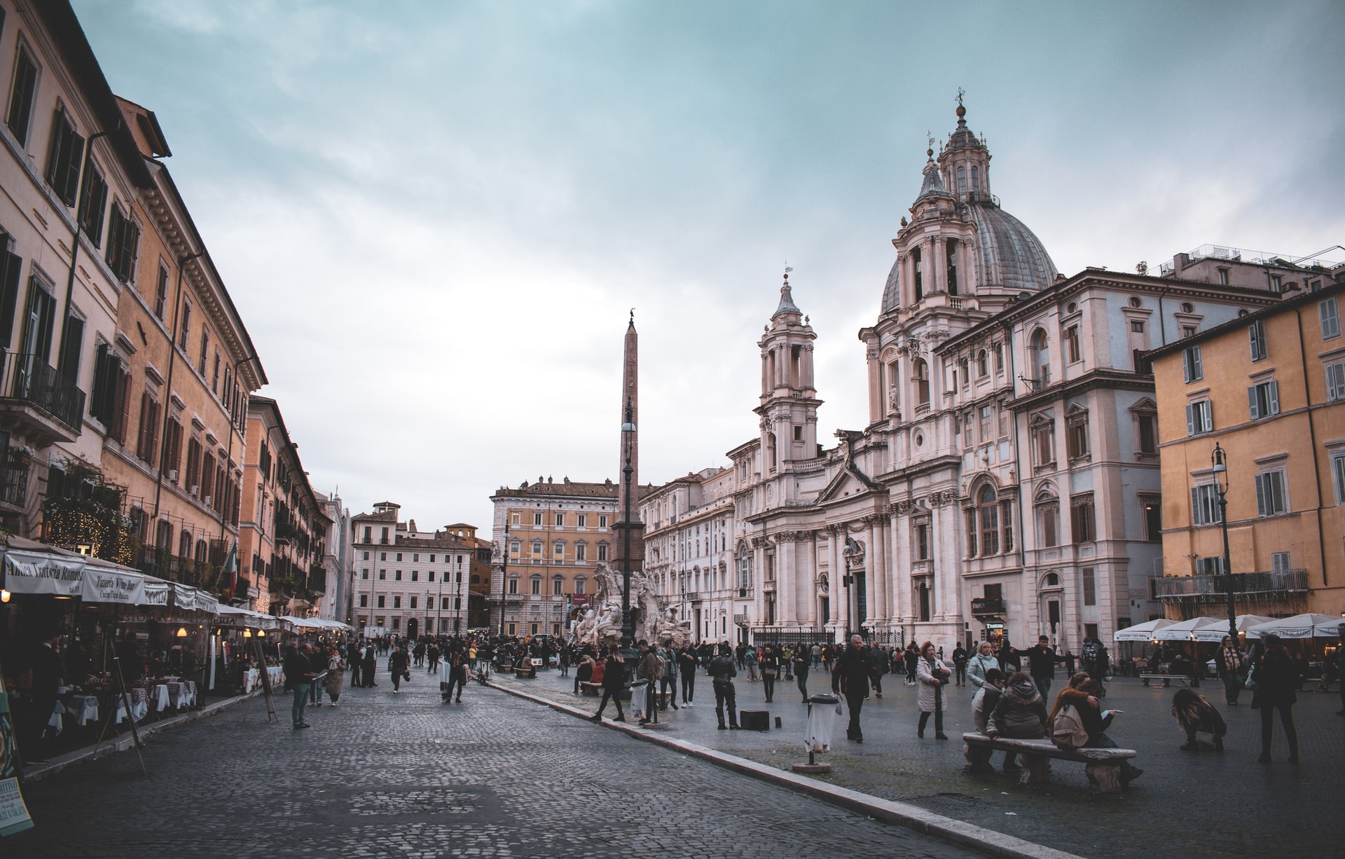 Pasear por las calles romanas, otra manera de acercanos a la cultura Italiana.