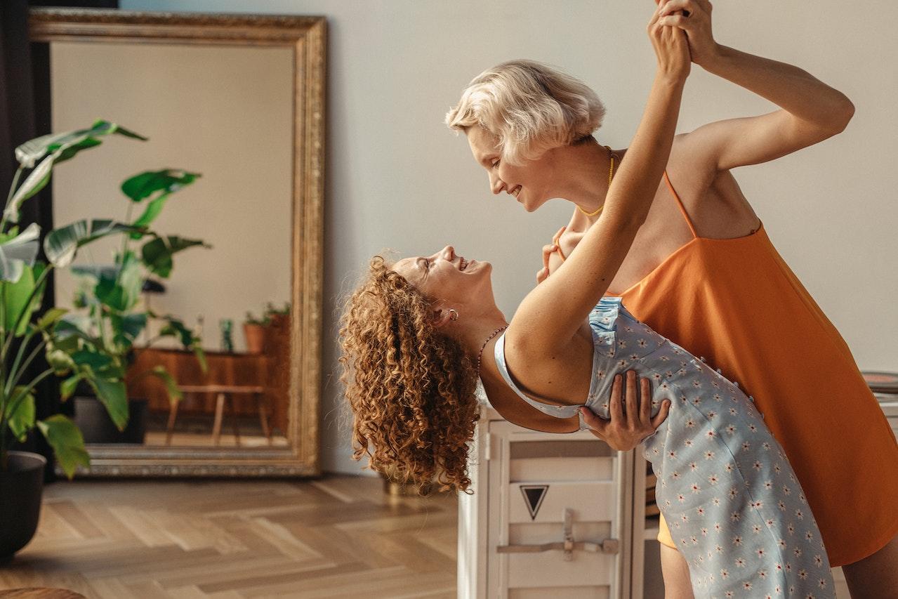 Pareja bailando tango.
