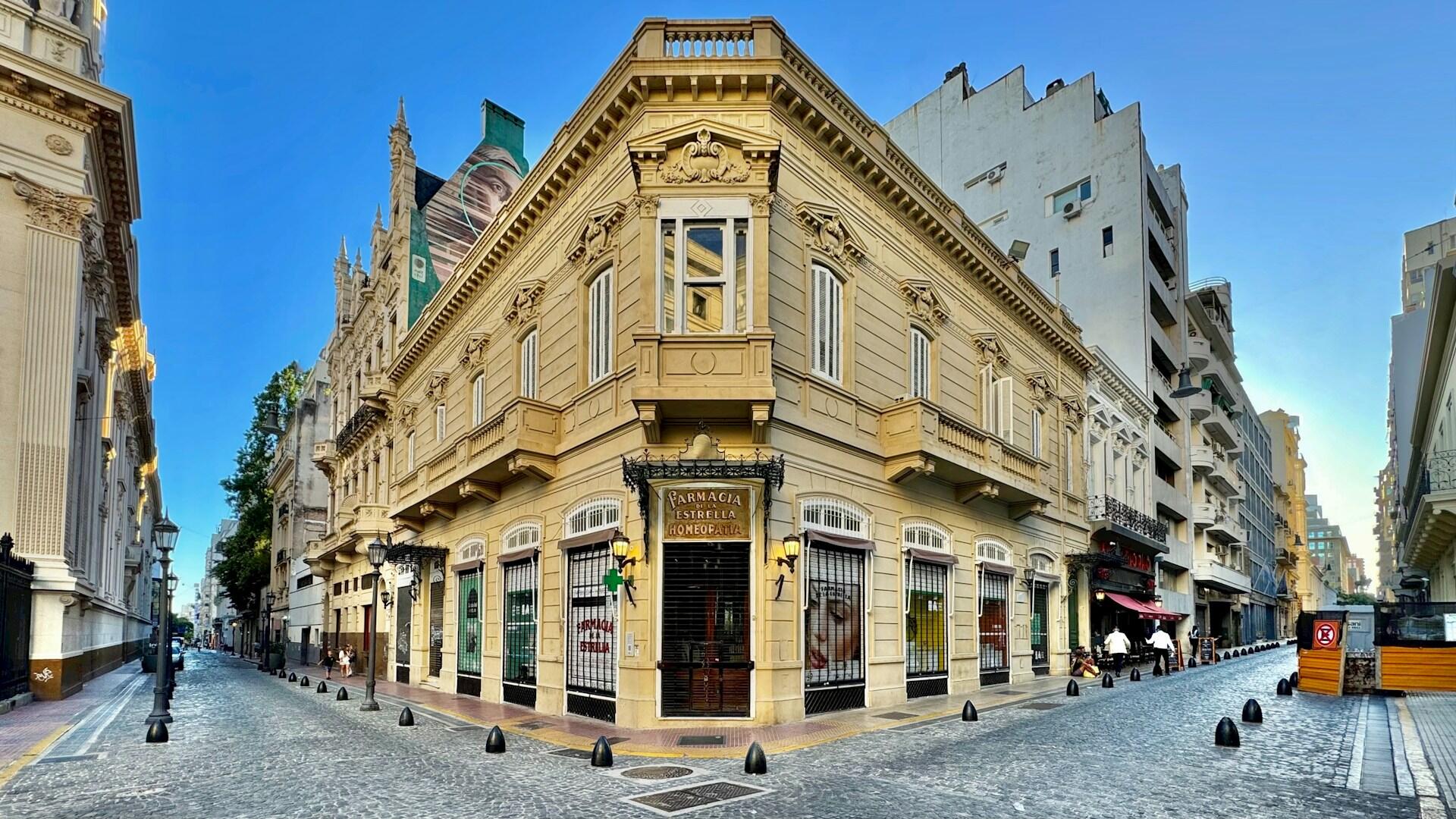Farmacia antigua en BSAS