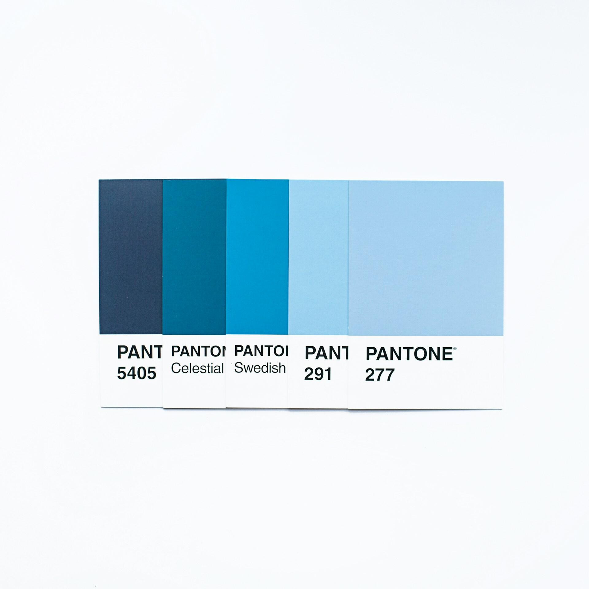 Pantone colores celestes