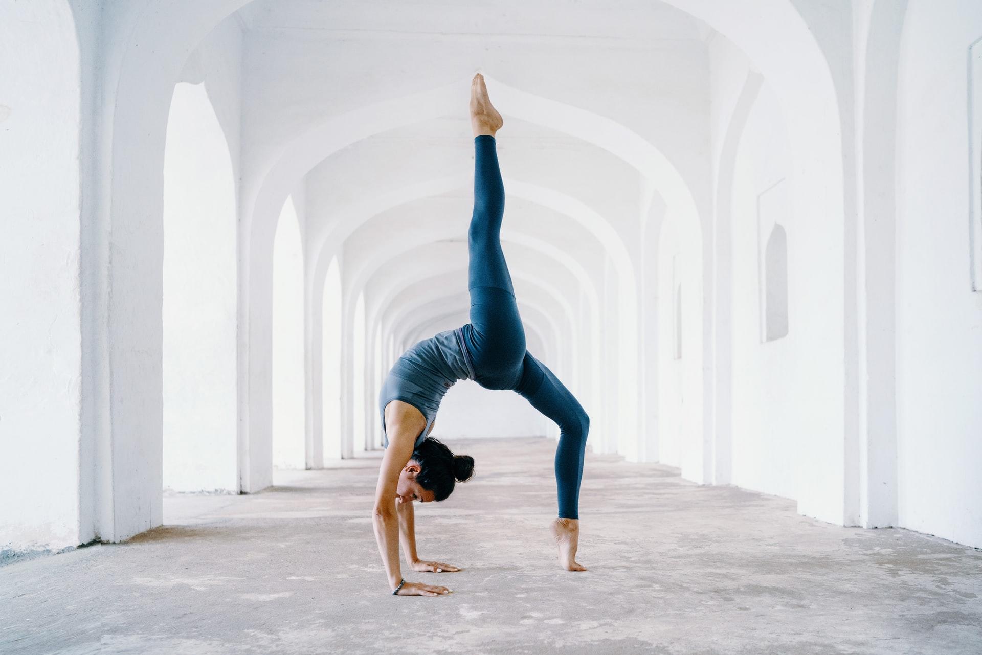 Wie finde ich Yogakurse?