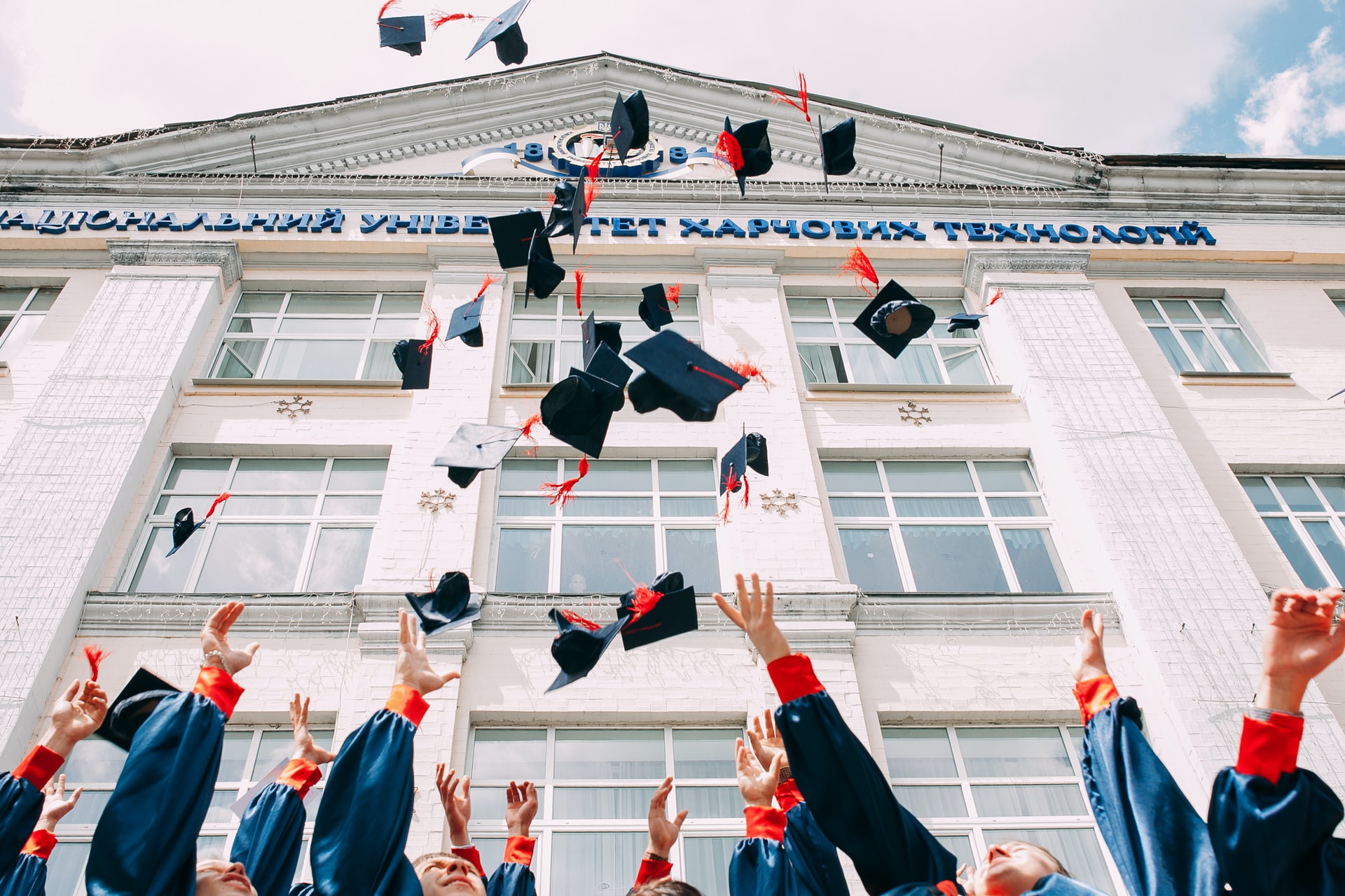 Was wird nach der Matura aus dir? Erfolgreiche österreichische Autorin oder österreichischer Autor?