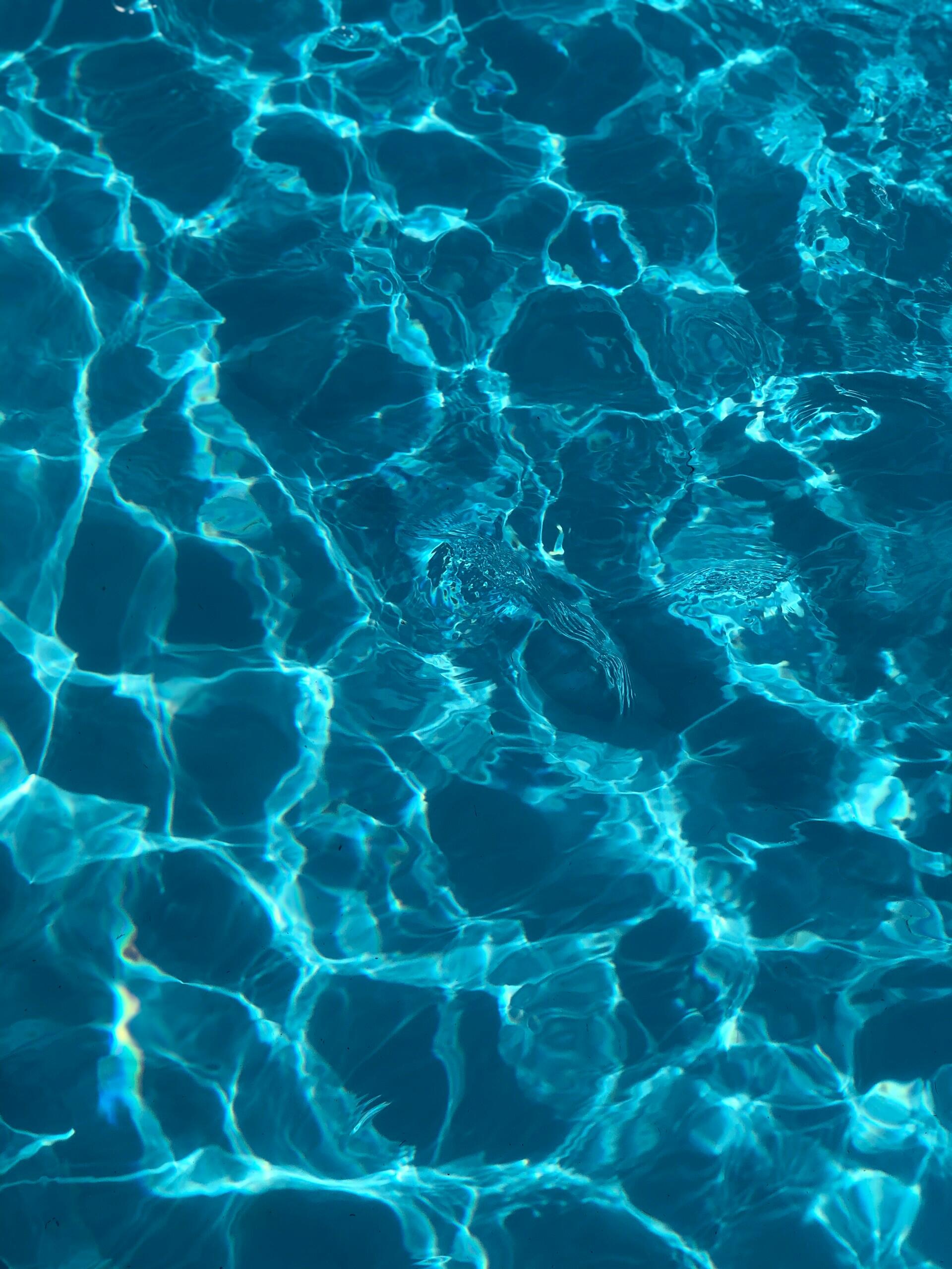 Blaues Wasser.