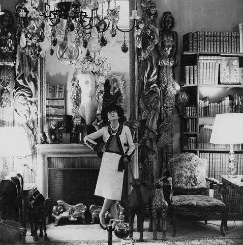 Coco Chanel war eine bedeutende Modedesignerin.