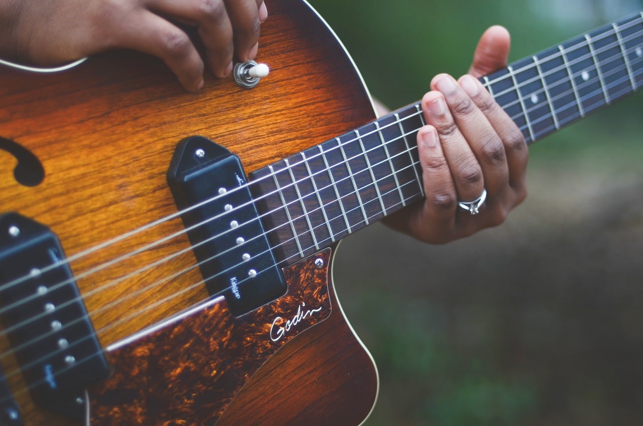 Are second-hand electric guitars good quality?