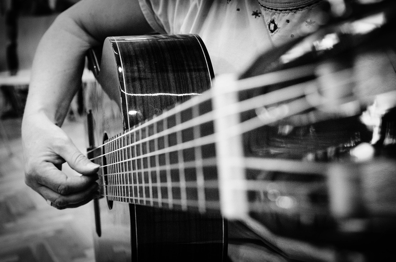 What styles of music can you play with an acoustic guitar?