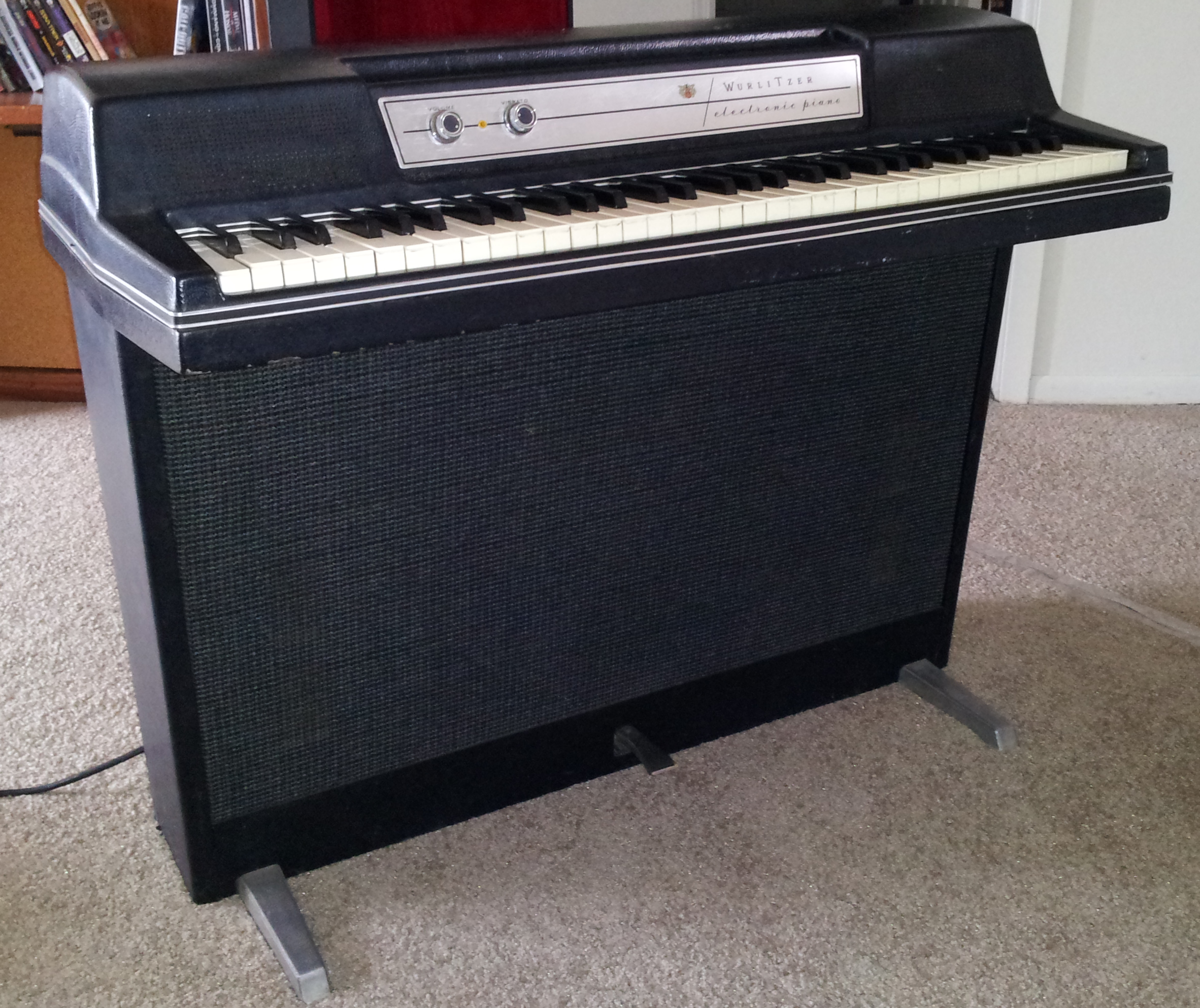 An electric Wurlitzer piano.
