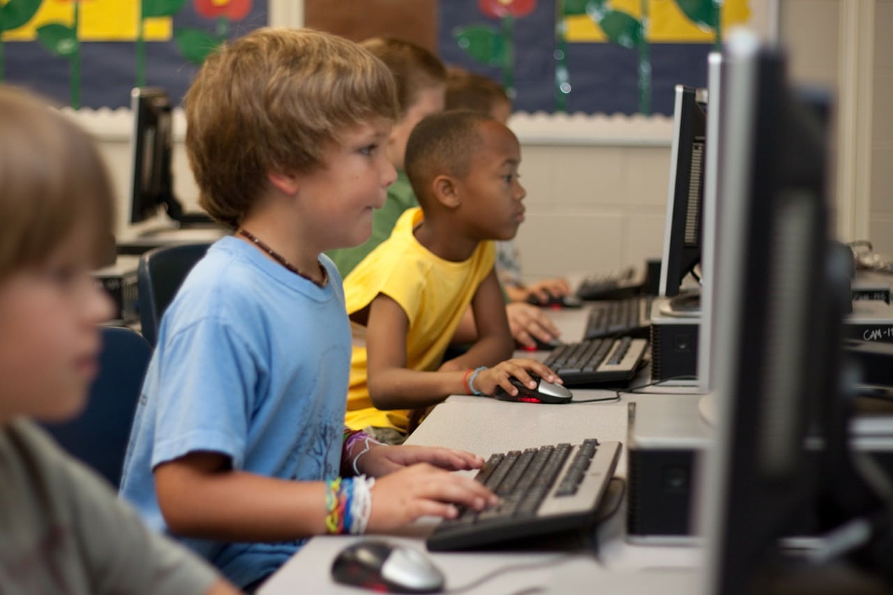 Is the internet affecting our grammar?