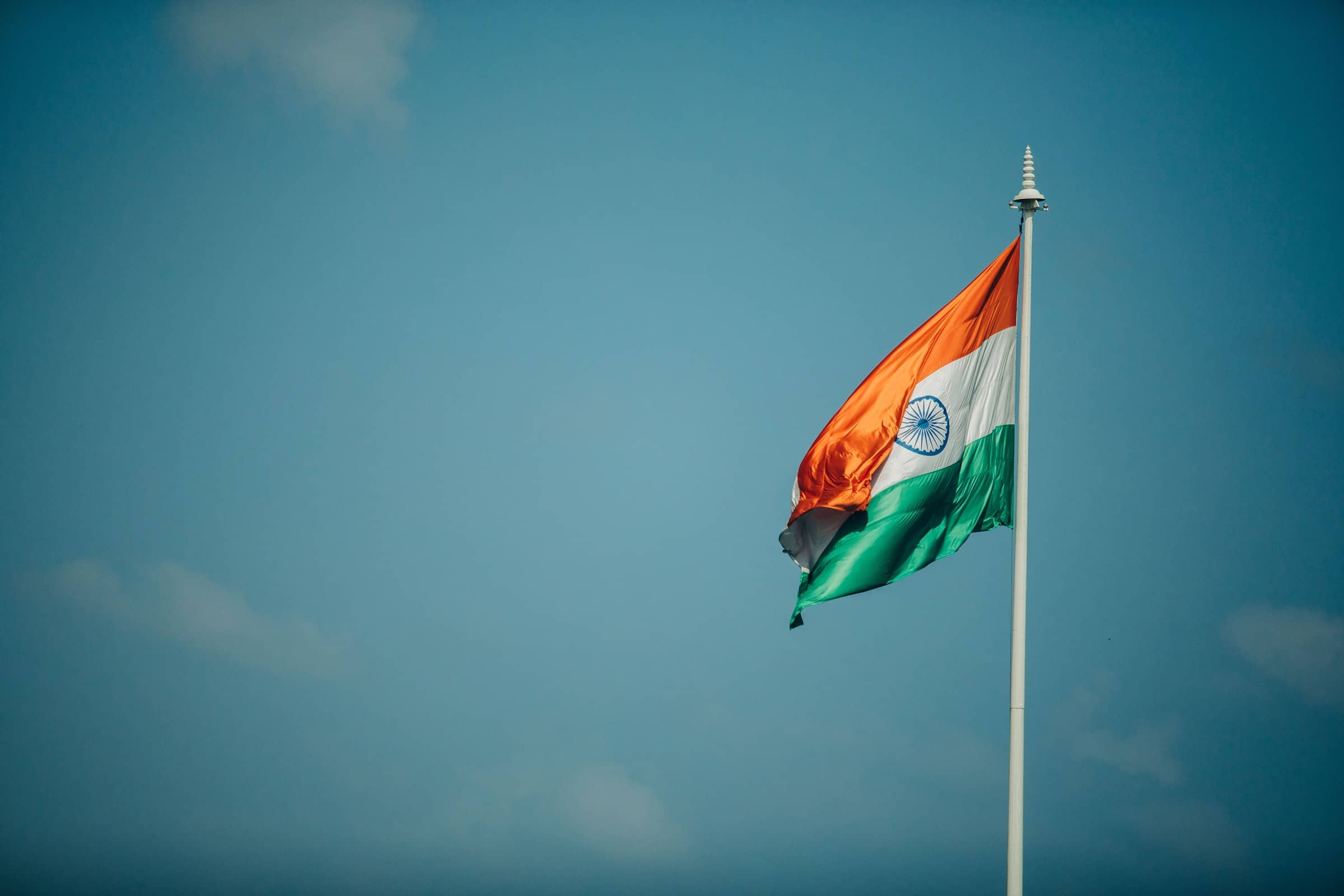 There are many benefits to learning the Hindi language