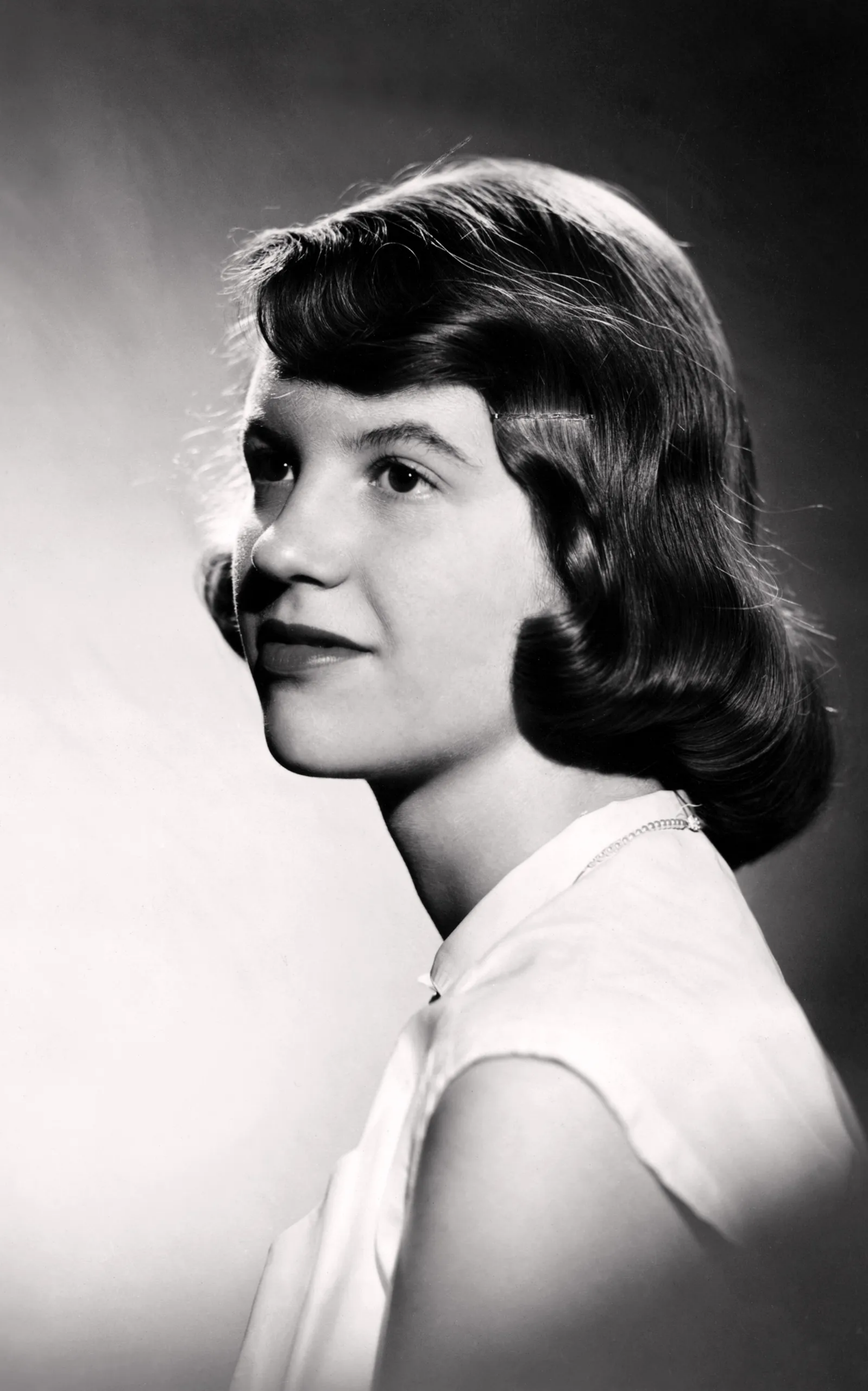 black and white photo of Sylvia Plath