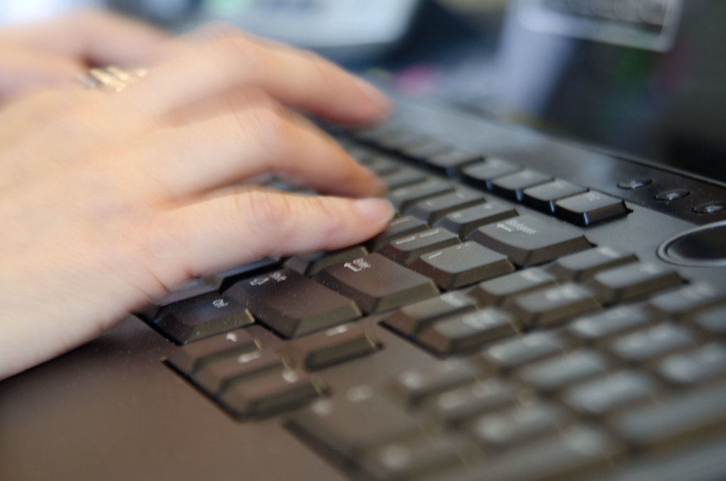 What do you need to do IT courses online?