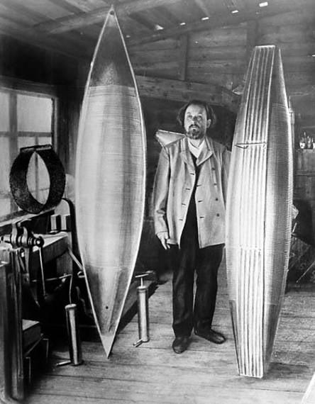 Tsiolkovsky with models of his own airship hull design (1913)