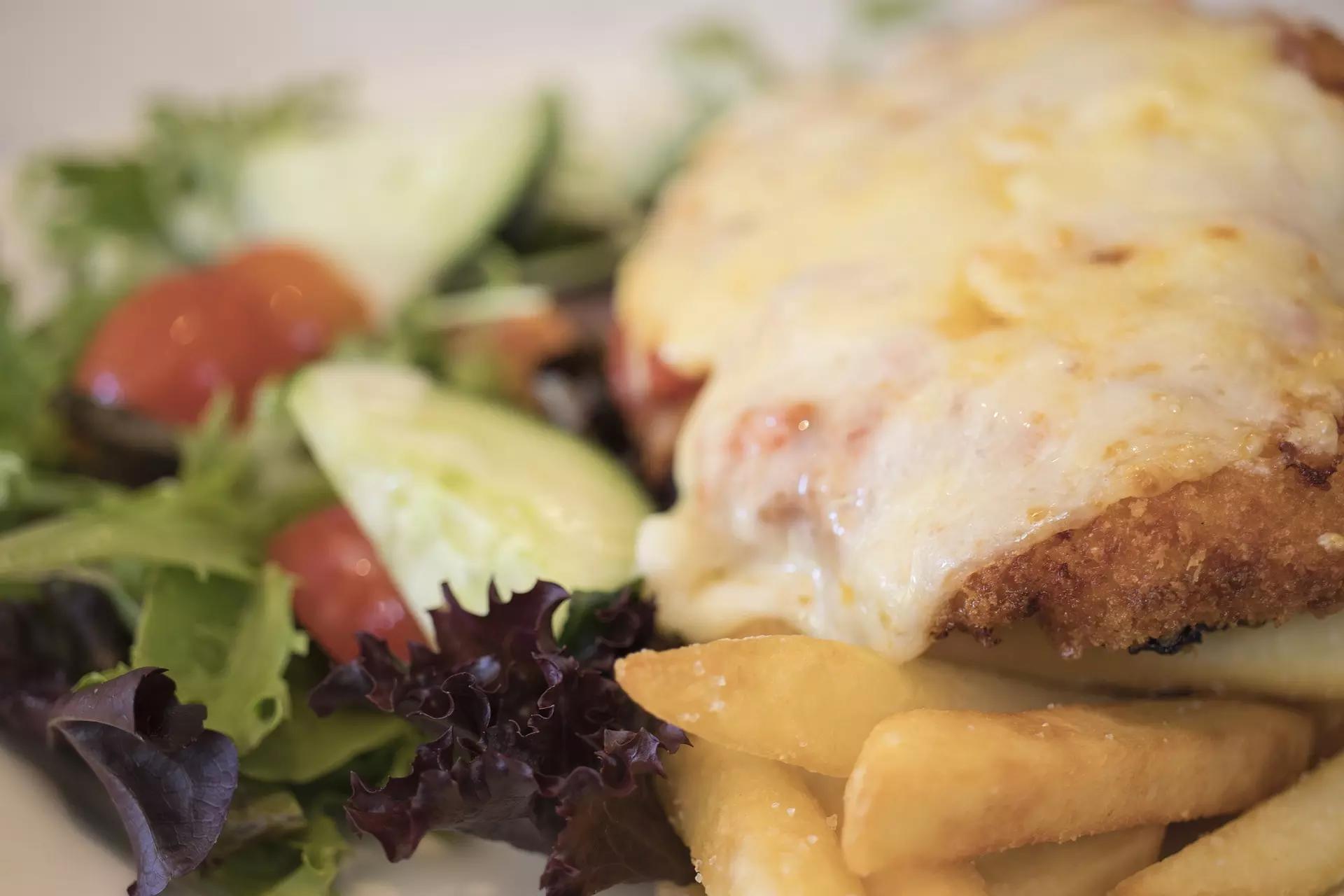 Australian Dishes: Parma or parmi?