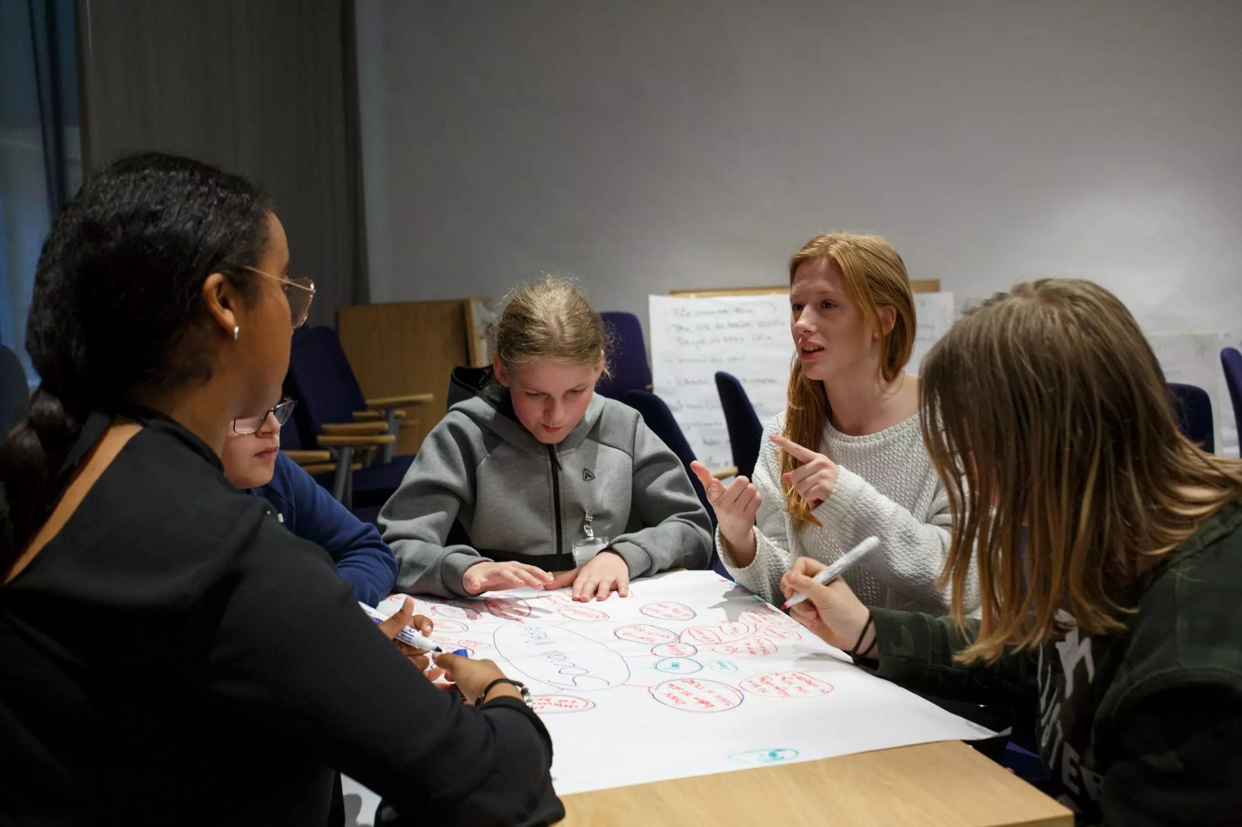 Learning English with other students can be rewarding
