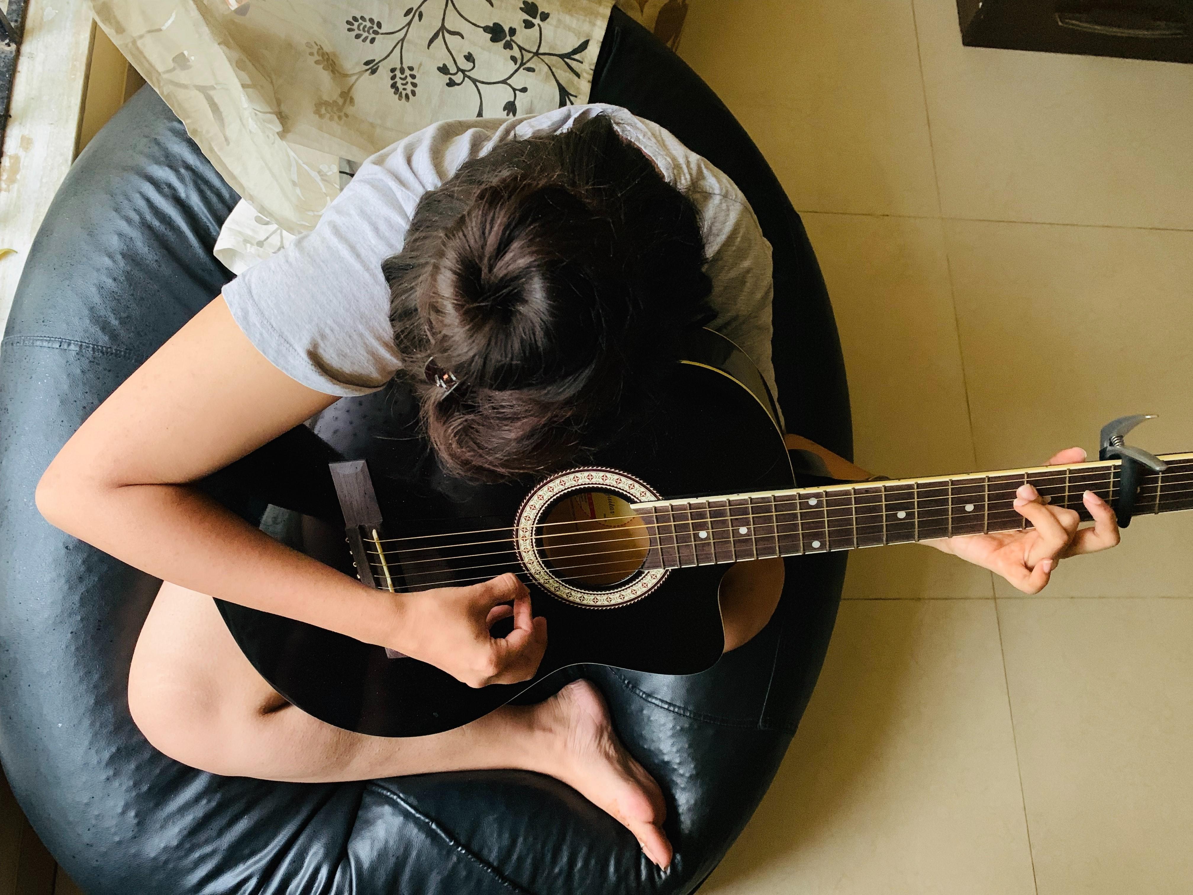 How often do I need to practise guitar?