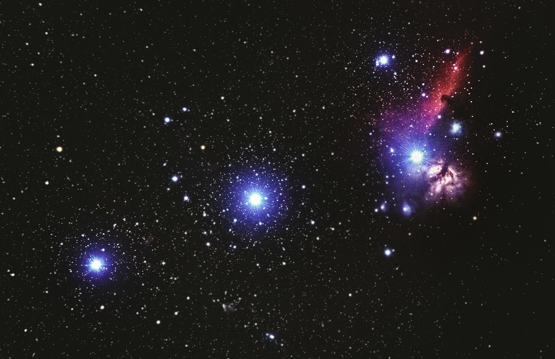 photo of 3 stars on Orion's belt