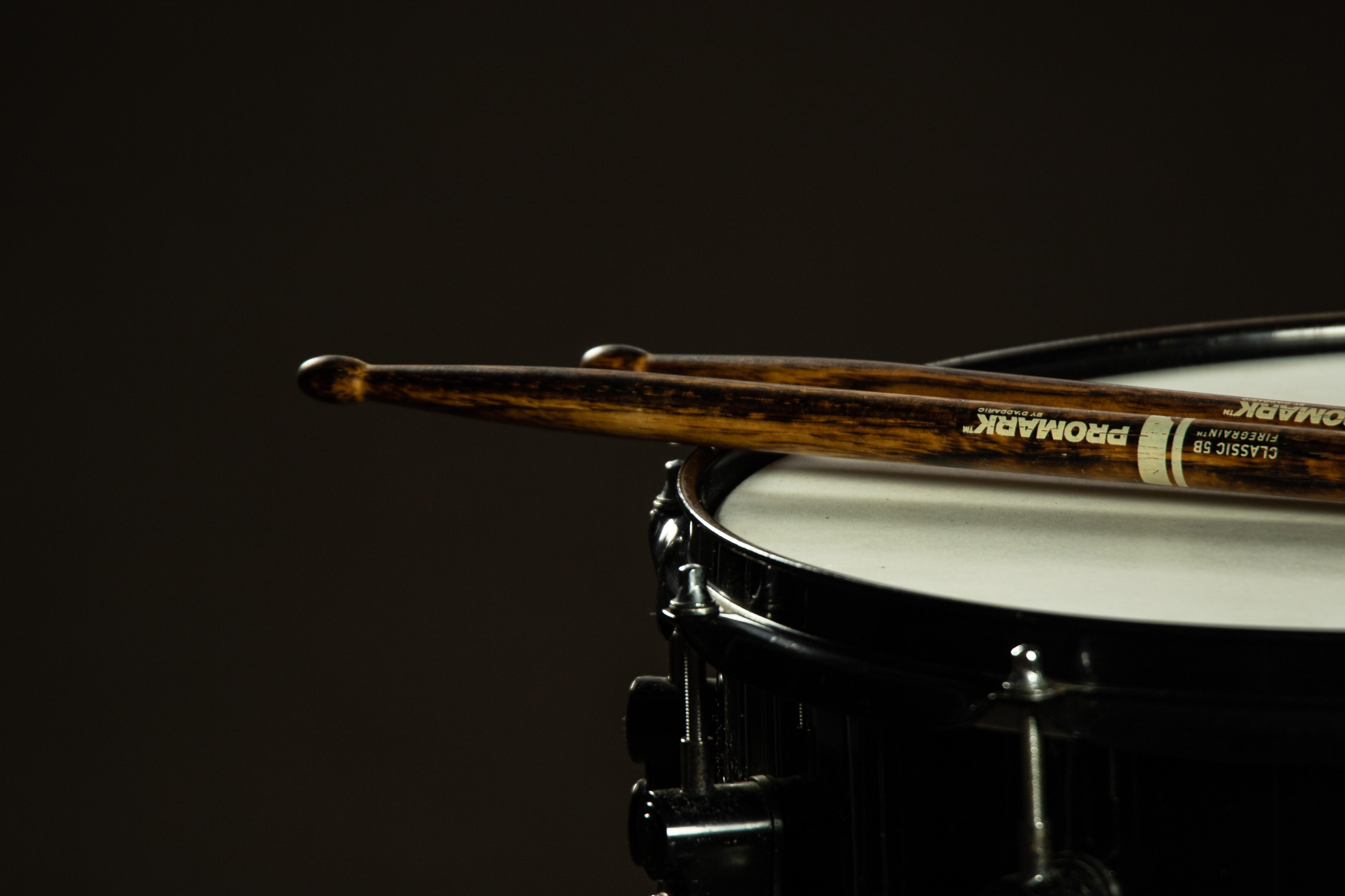 It's important to buy the right equipment for drum lessons. 
