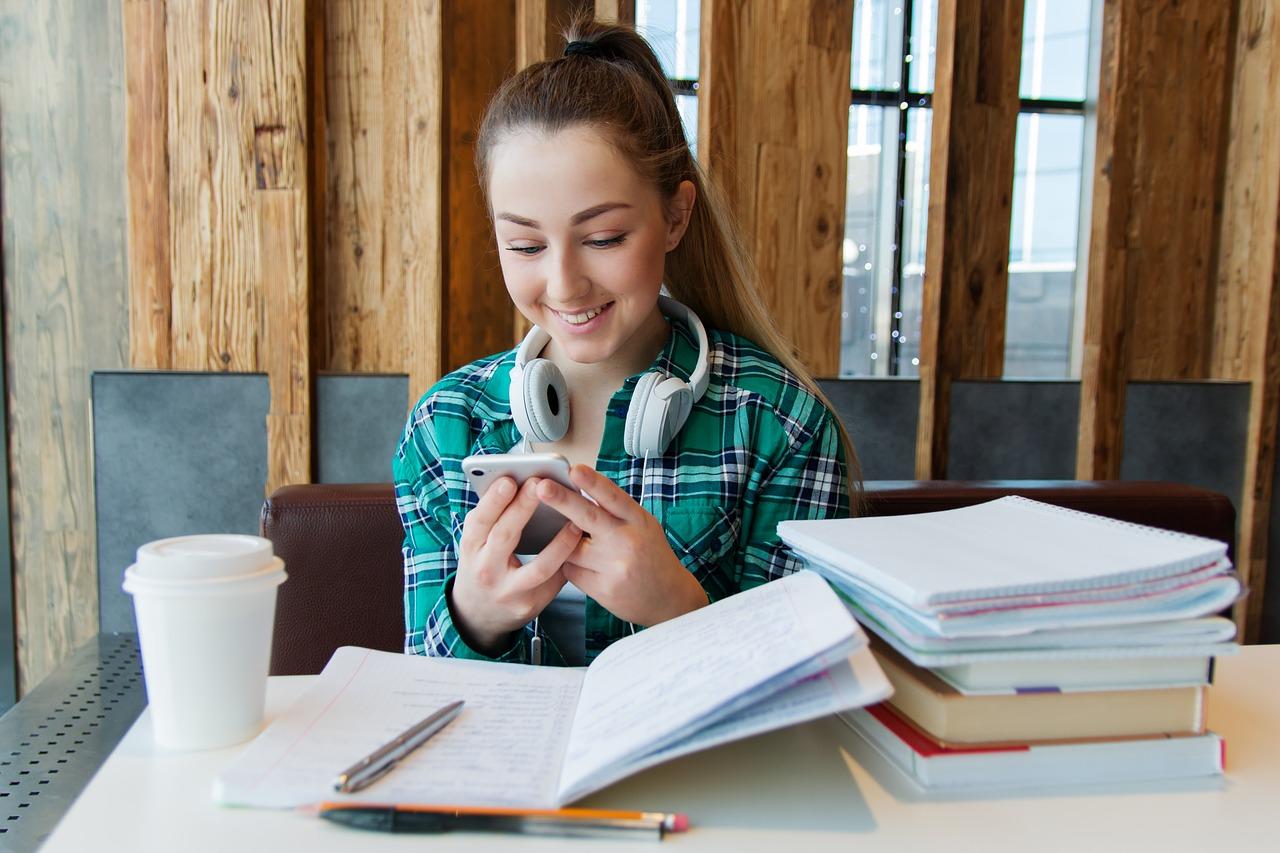 Where can I find a tutor Perth?