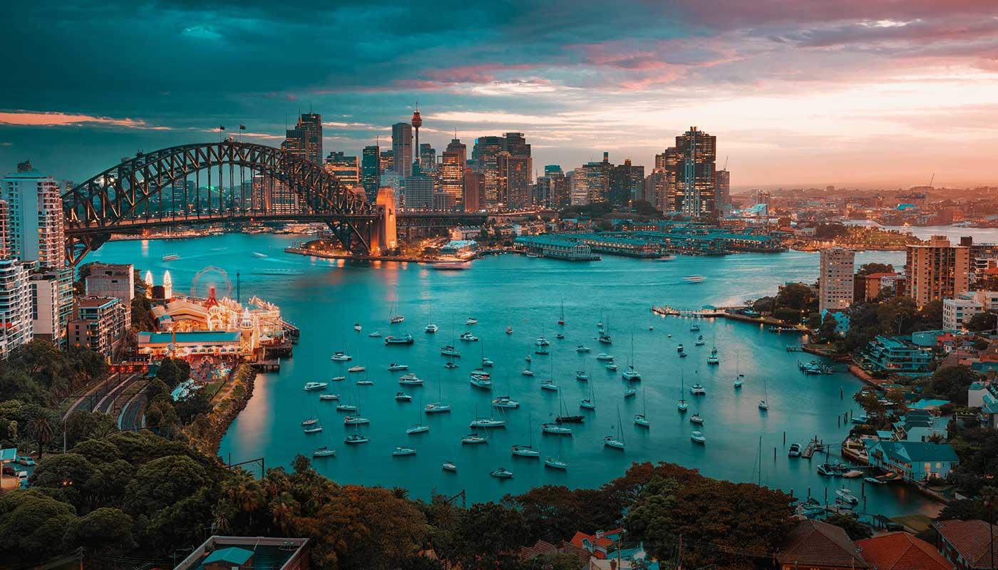 Sydney Harbour dusk
