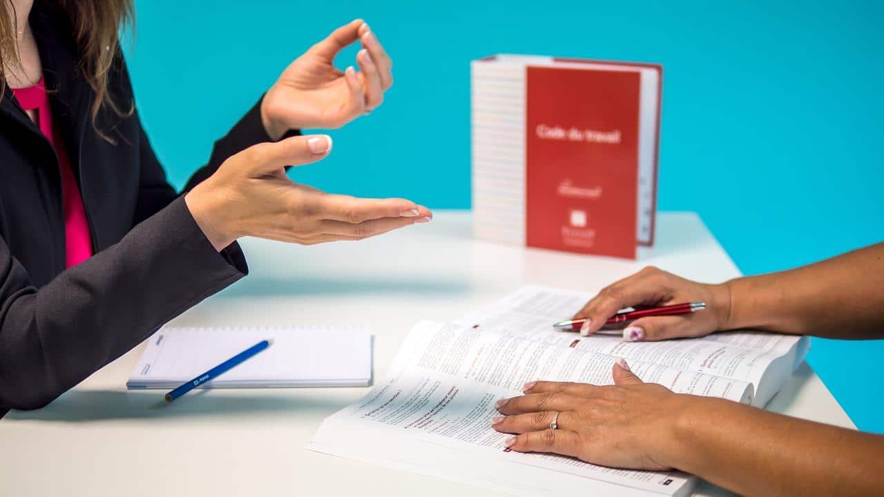 What are the benefits of hiring a law tutor?