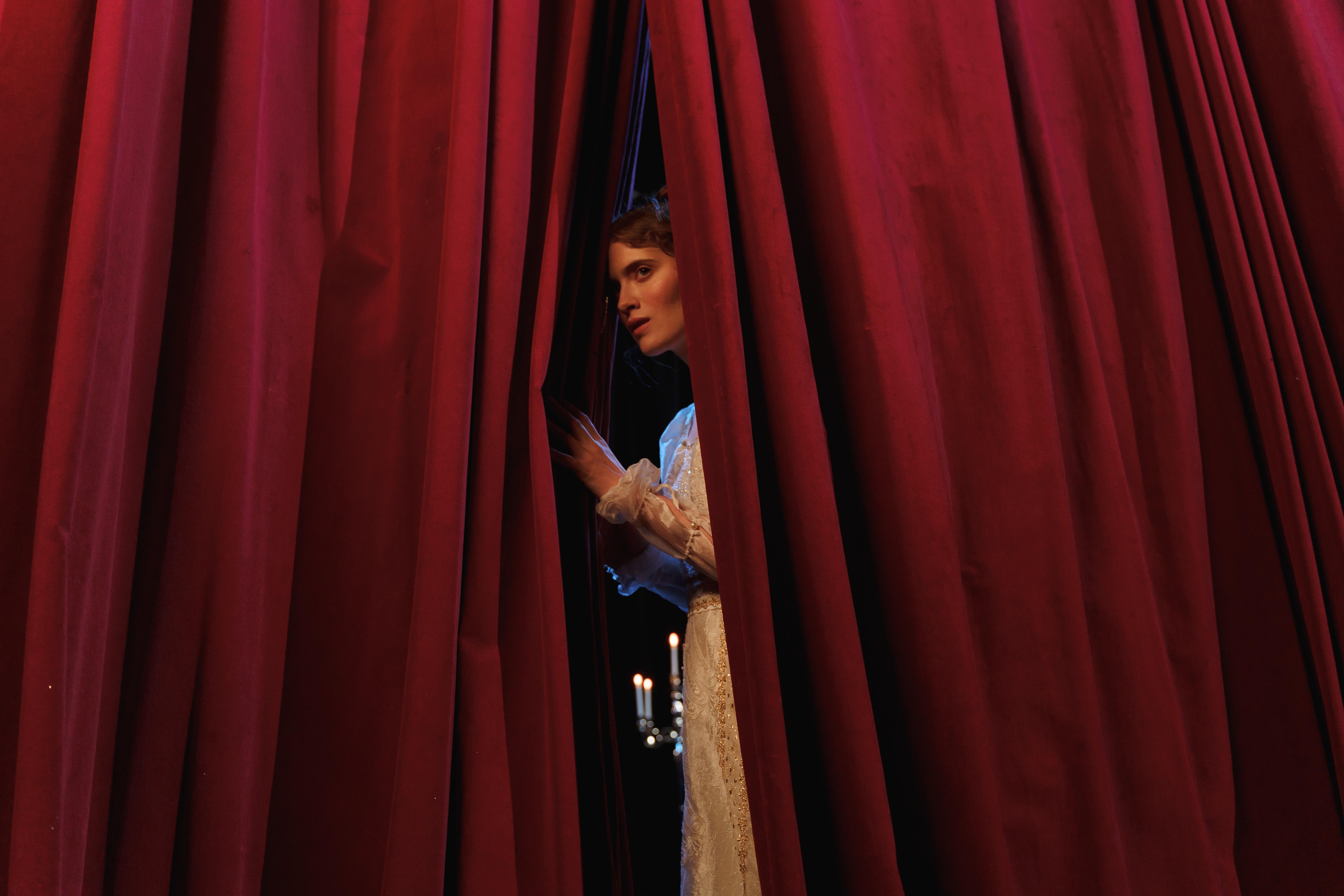 woman performing in theatre
