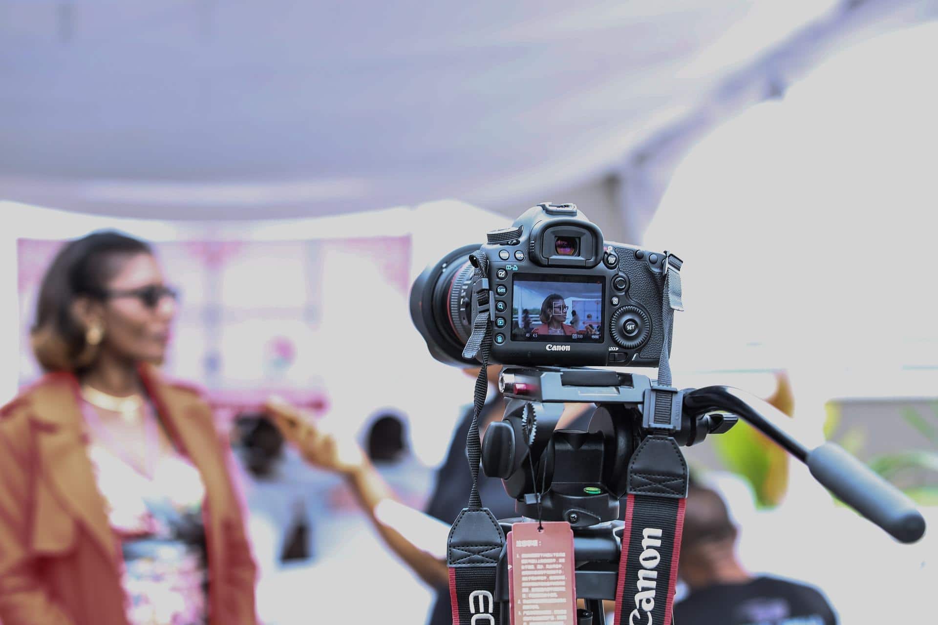 Actors must adapt their accent to the roll