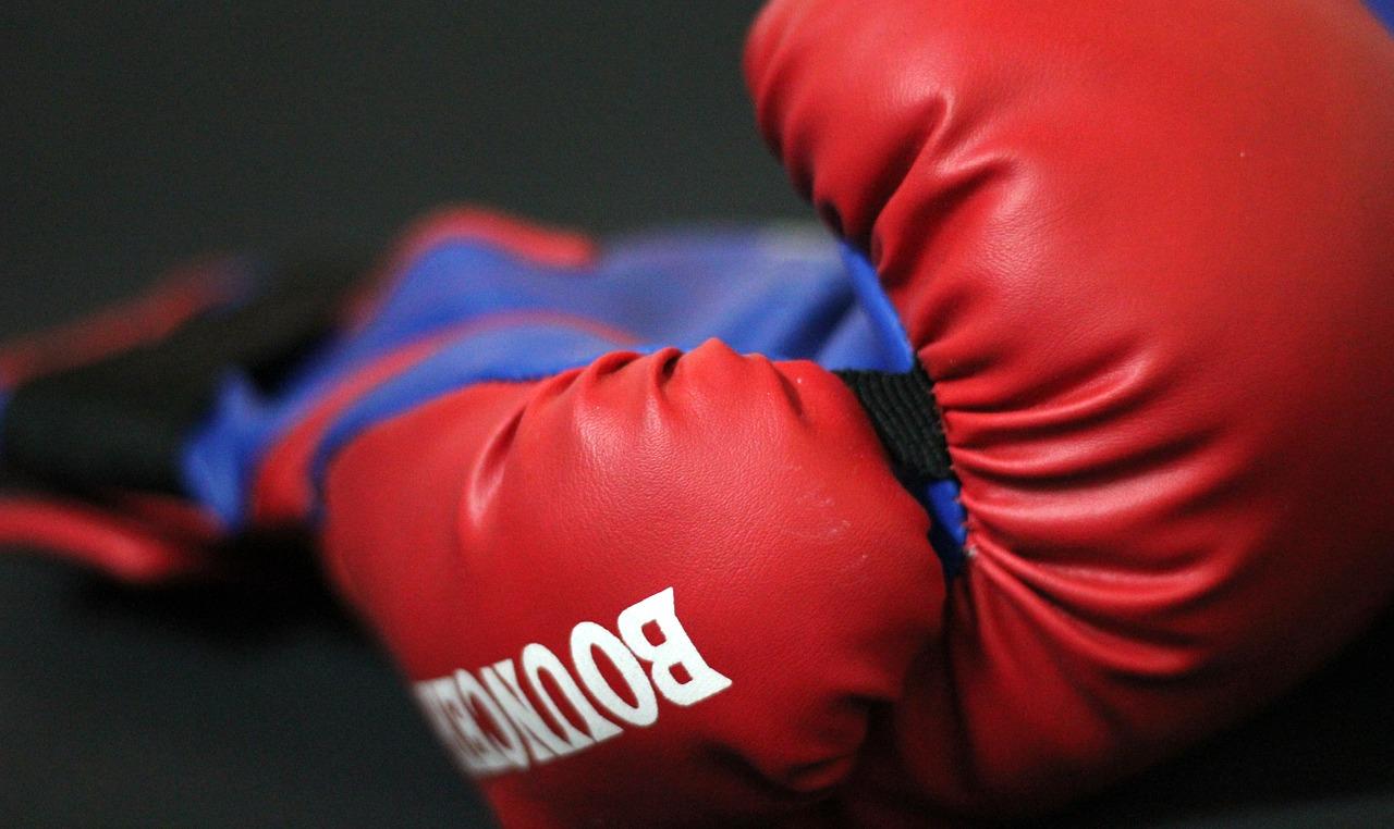 What are the best boxing and kickboxing gyms in Canberra?