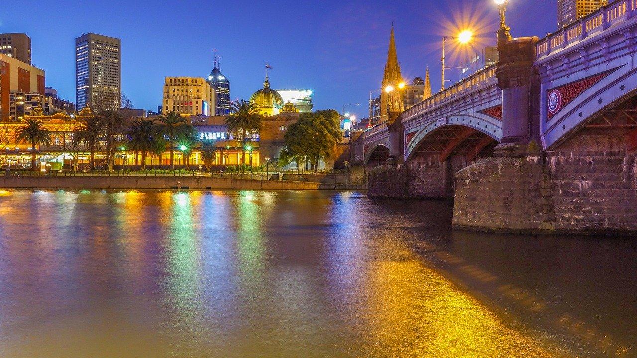 How many Germans live in Melbourne?
