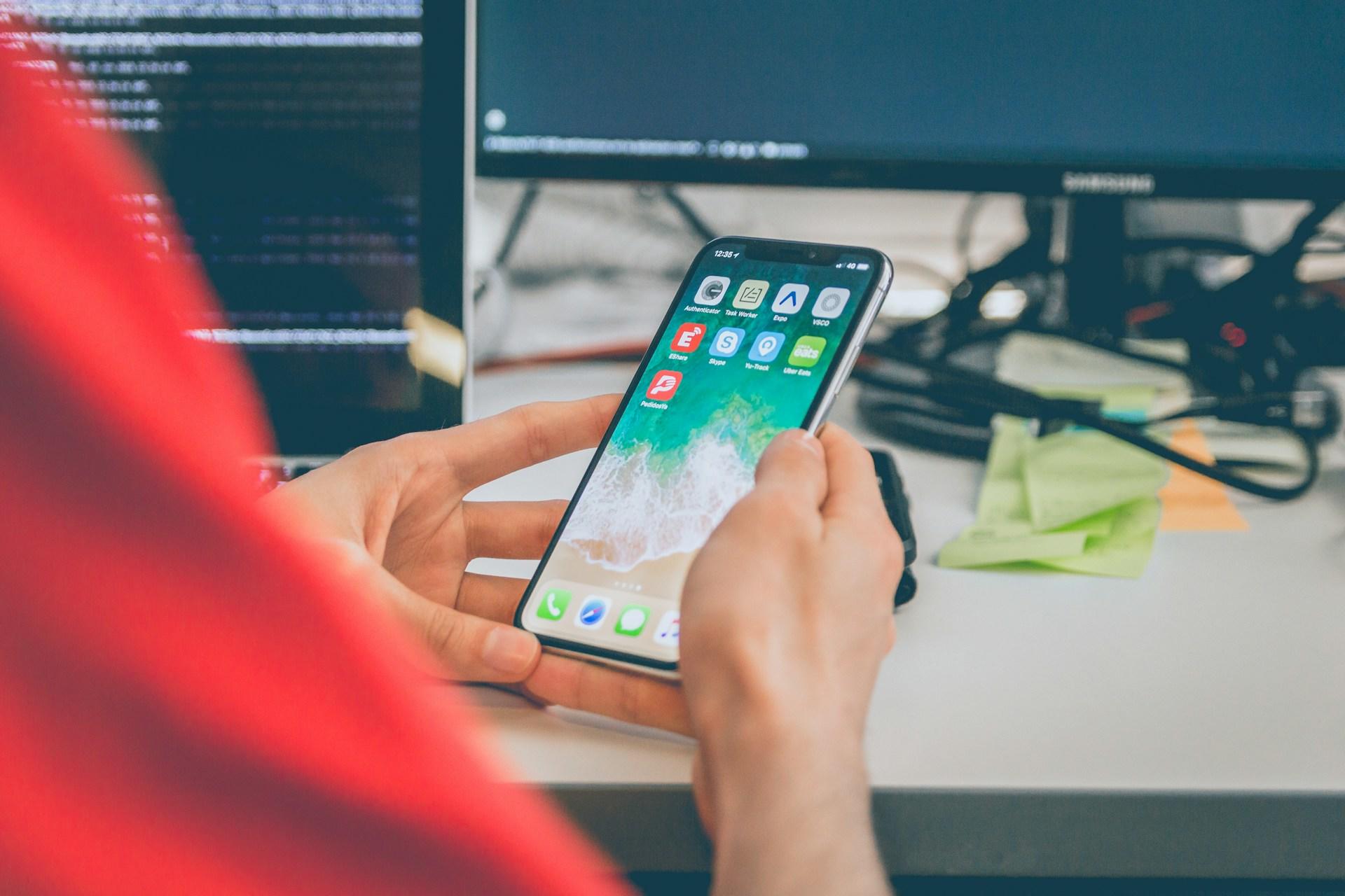a person holding a cellphone