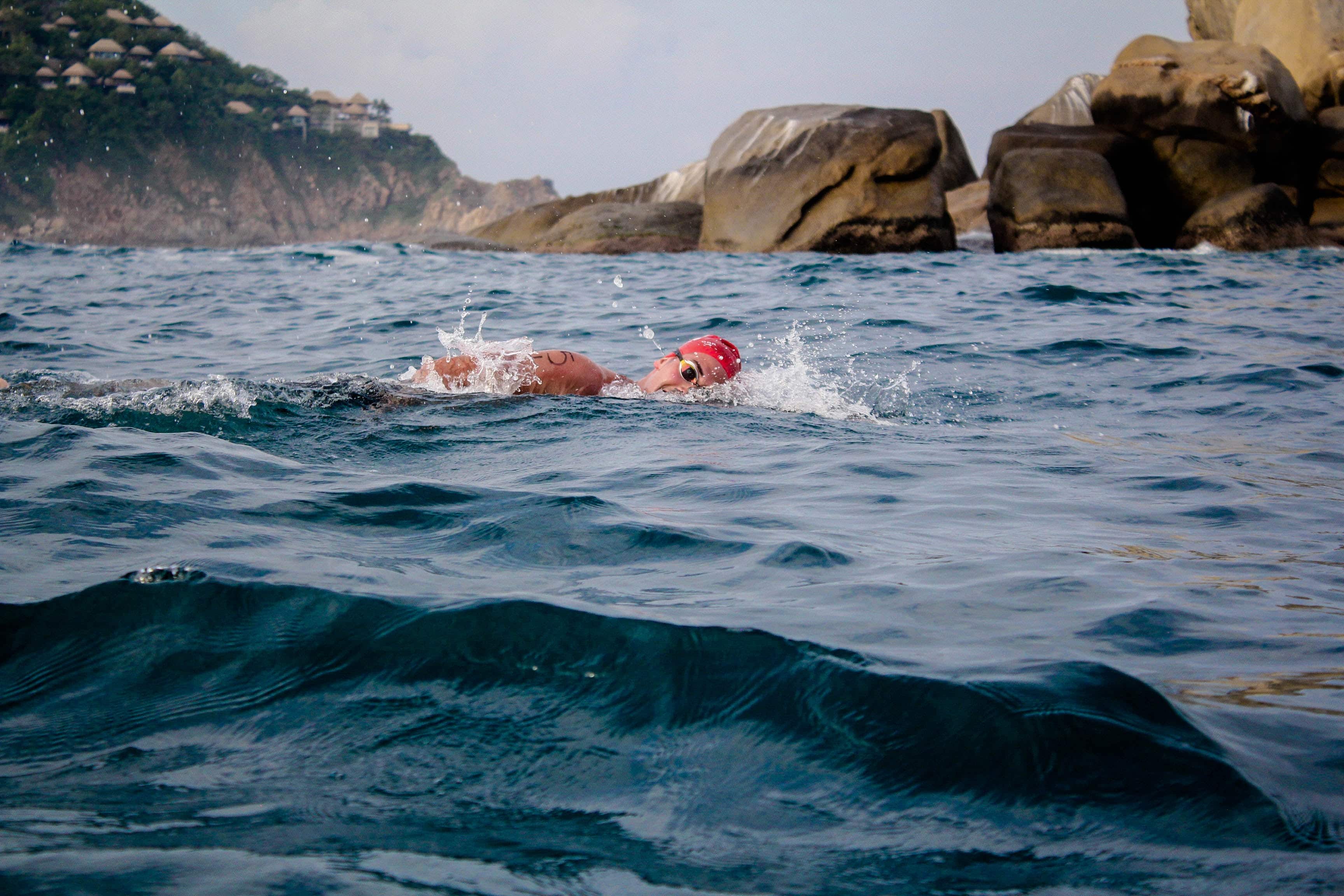 A good swimming tutor can draw up a rehabilitation program for you