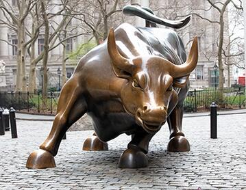 the Charging Bull statue in New York City