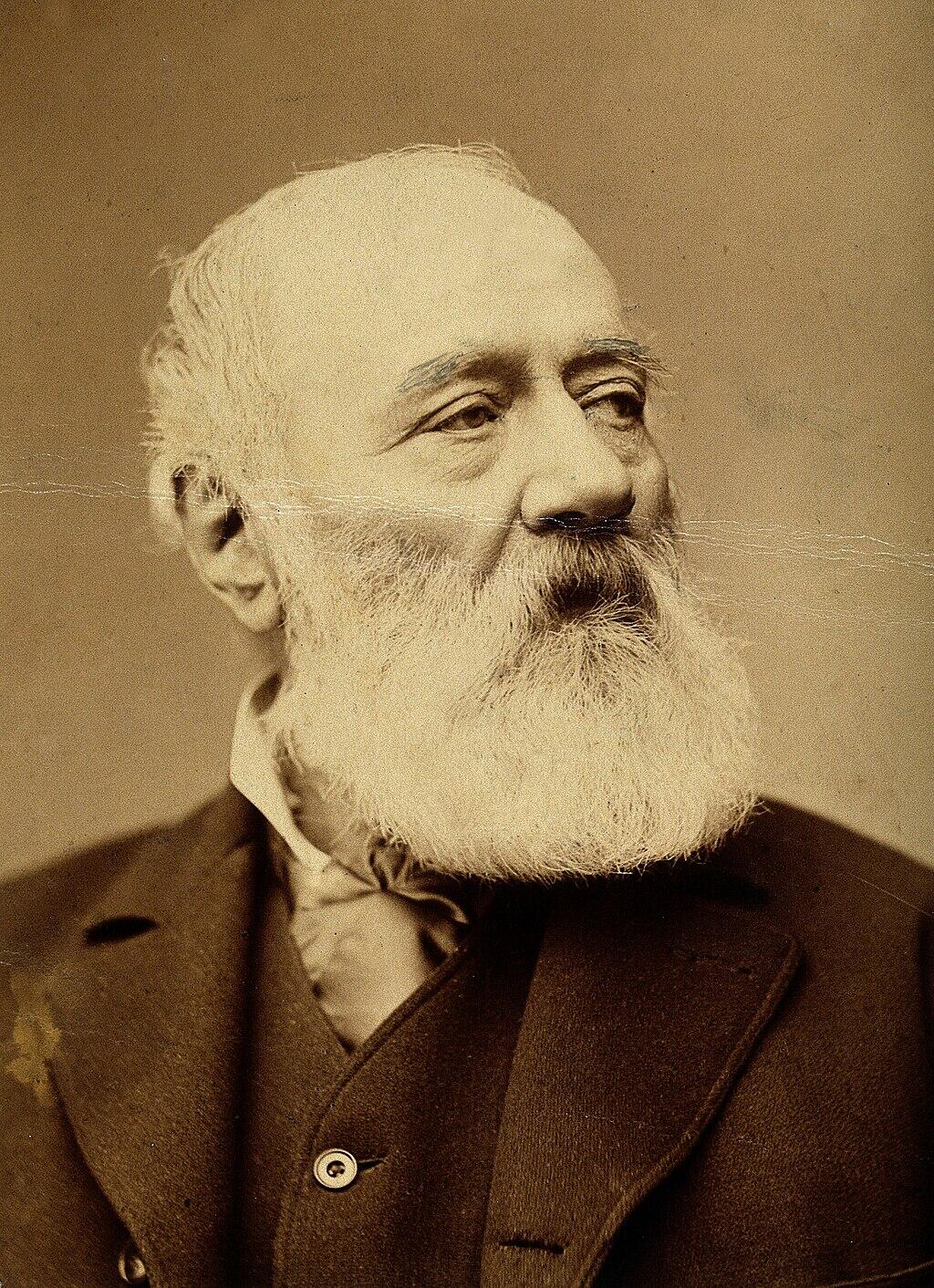 Photographic portrait of Antonio Meucci.