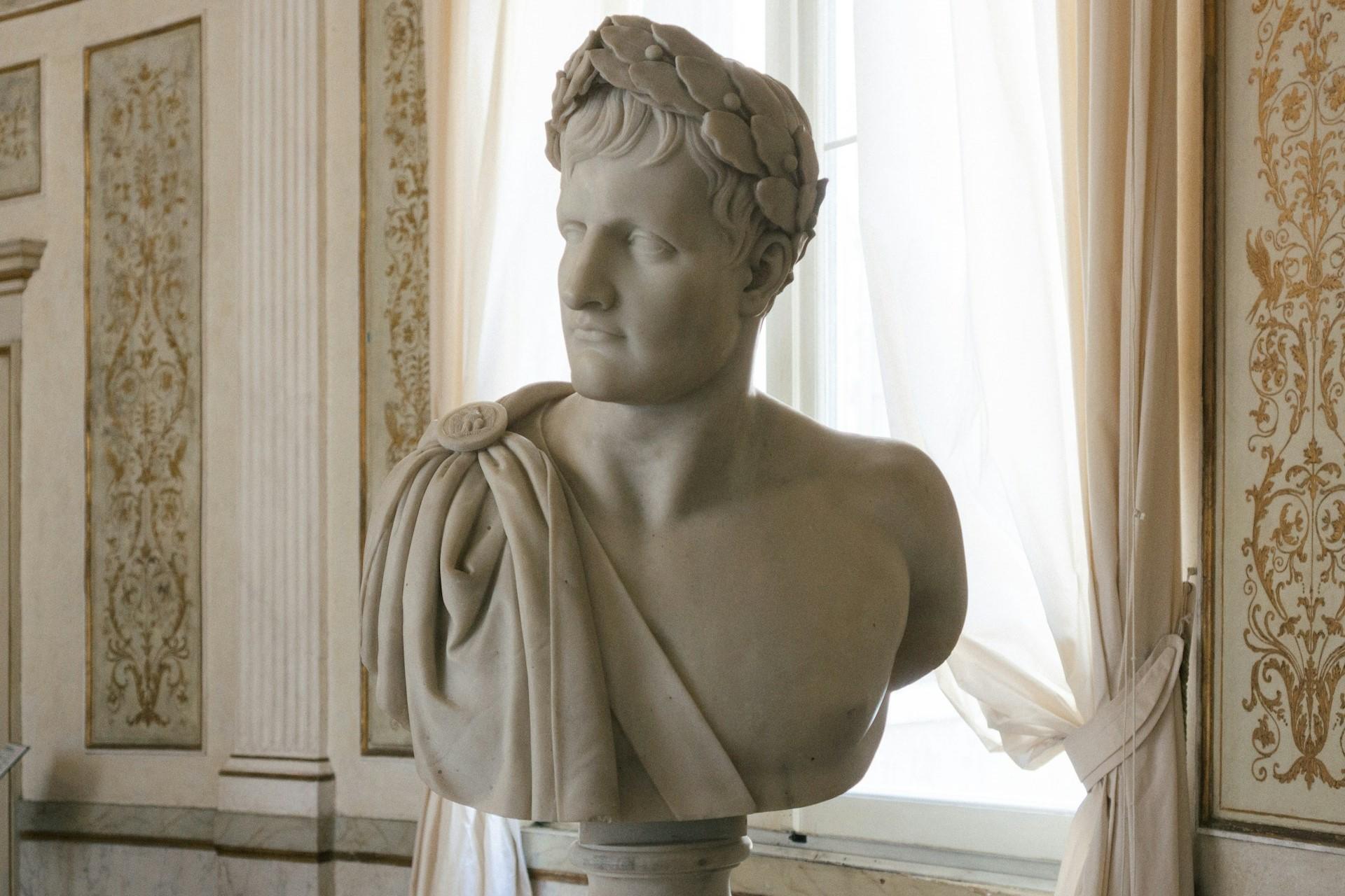 A bust of Napoleon.