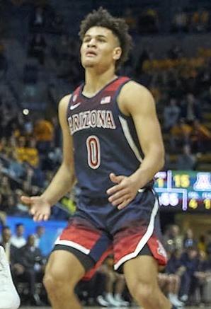 Josh Green playing for the University of Arizona Wildcats in 2020