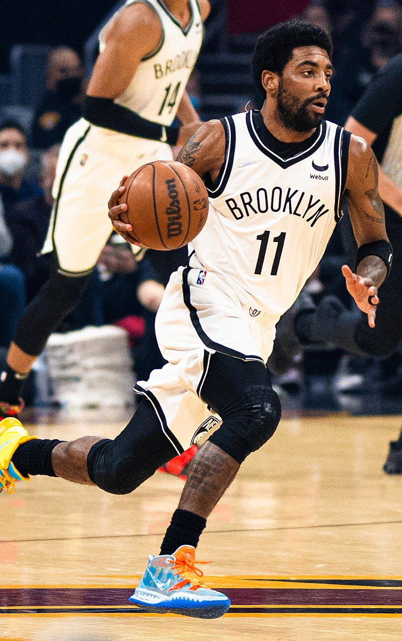 Kyrie Irving playing at the Nets @ Cavs game, 17 January 2022