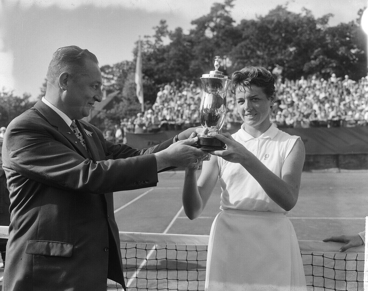 Margaret Court at 1964.