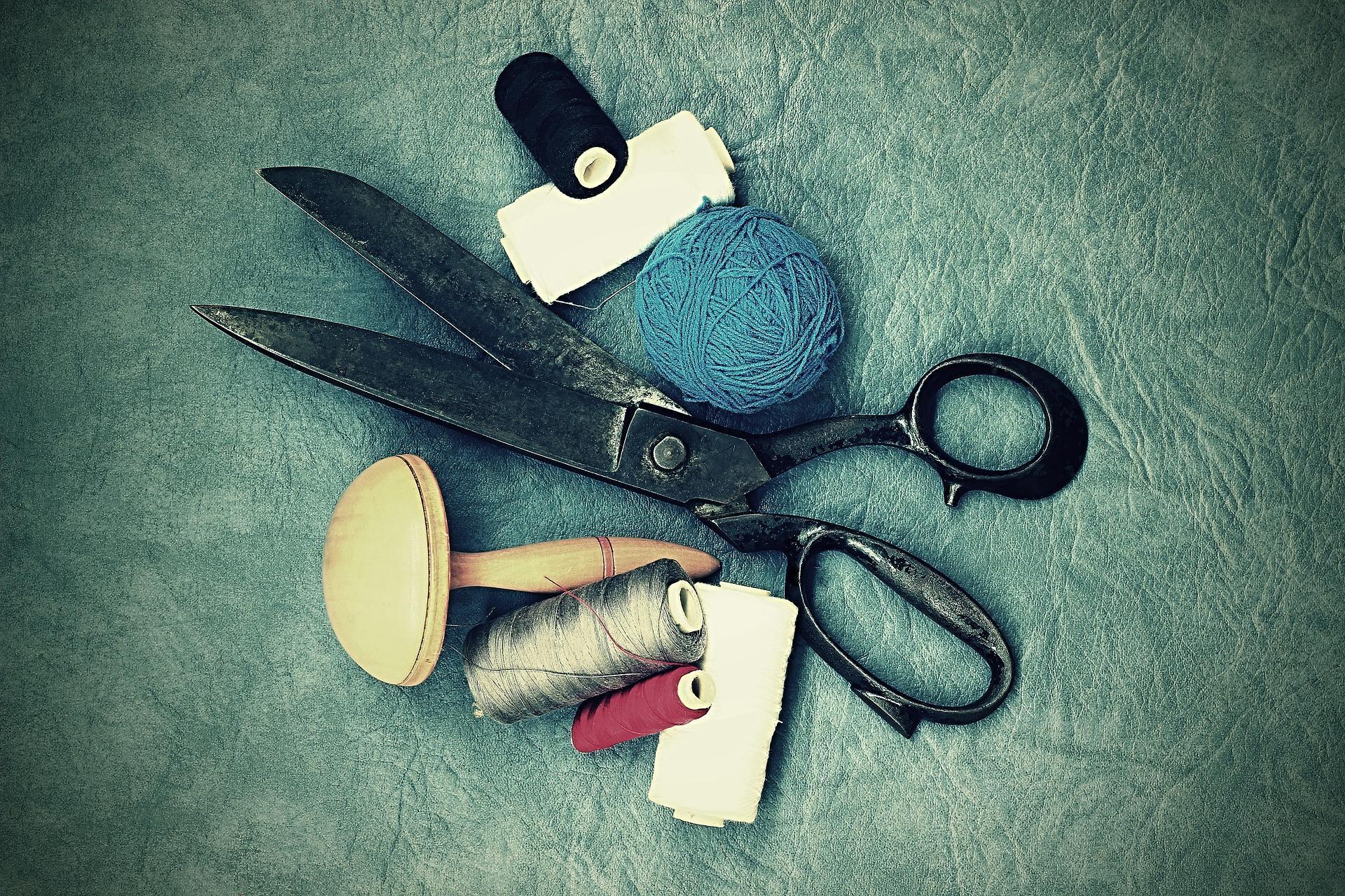 Sewing and design students should have a comprehensive sewing kit.